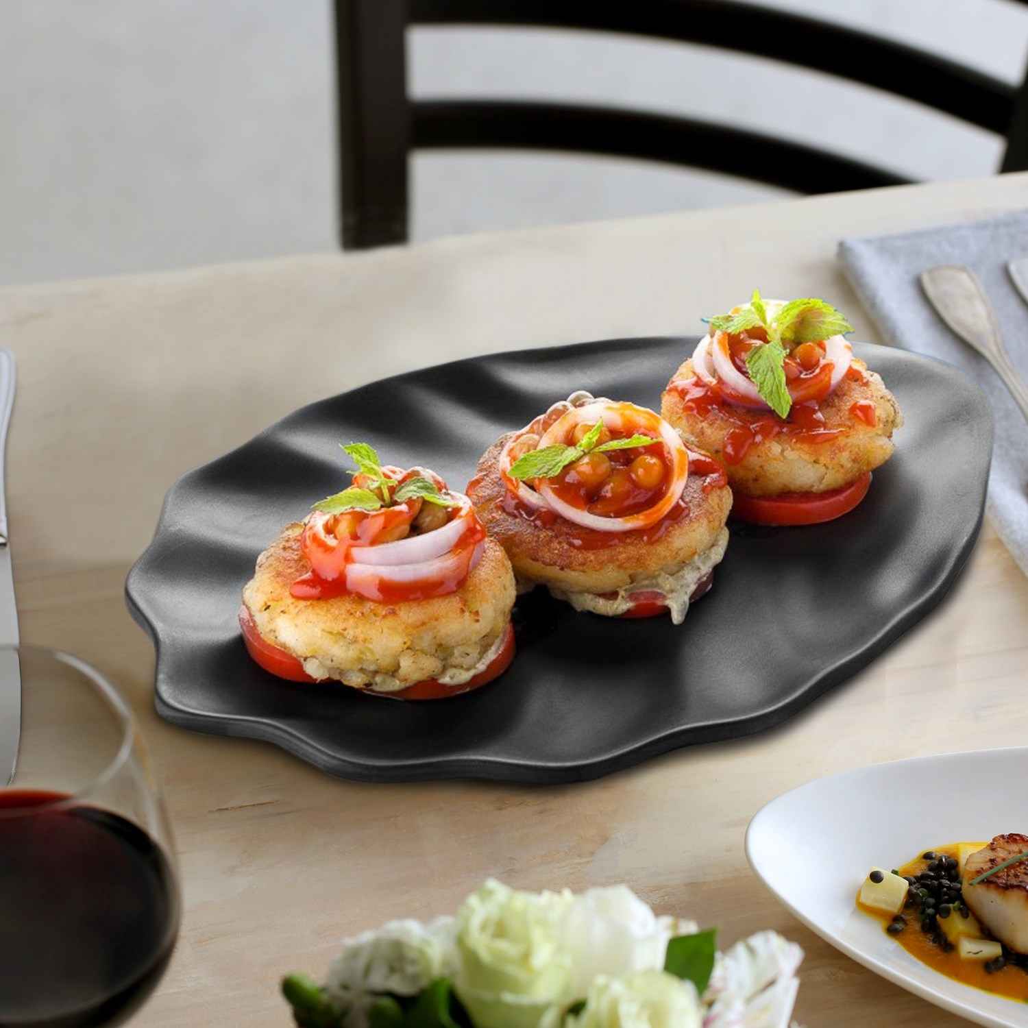 Dinewell Black Petal Platter